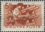 Obrázek k výrobku 36476 - 1955, Maďarsko, 1443, Výplatní známka: Povolání - Řidič autobusu ∗∗