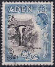 1956, Aden, 72, Výplatní: královna Alžběta II. - vstup do kráteru ⊙