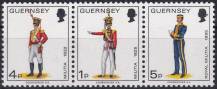 1977, Guernsey, 0094+0100+0135St, Výplatní známky: Vojenské uniformy ✶✶ 