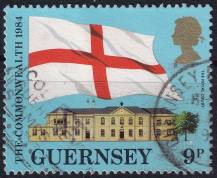 1984, Guernsey, 0284, Konference poštovních správ Commonwealthu (CCPA), Jersey: Vlajka Anglie, vládní budova ⊙