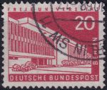 Obrázek k výrobku 49684 - 1956, Berlín, 145, Výplatní známka: Berlínské pohledy na město (II) - Památník leteckého mostu v Tempelhofu ⊙
