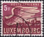 Obrázek k výrobku 54275 - 1946, Lucembursko, 0404, Letecká známka: Letecké poštovní známky - Křídlo a město Lucemburk ⊙ 